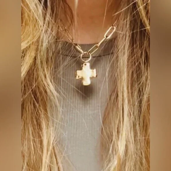Cross Pendant Necklace Waterproof Chunky Gold Cross Necklace Layering Necklace - Picture 8 of 13